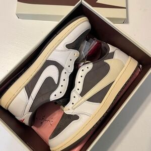 Travis Scott Jordan 1 Reverse Mocha